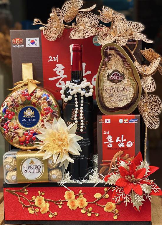 Đặt mua giỏ quà tết tại Hoa Tươi 360 một cách dễ dàng