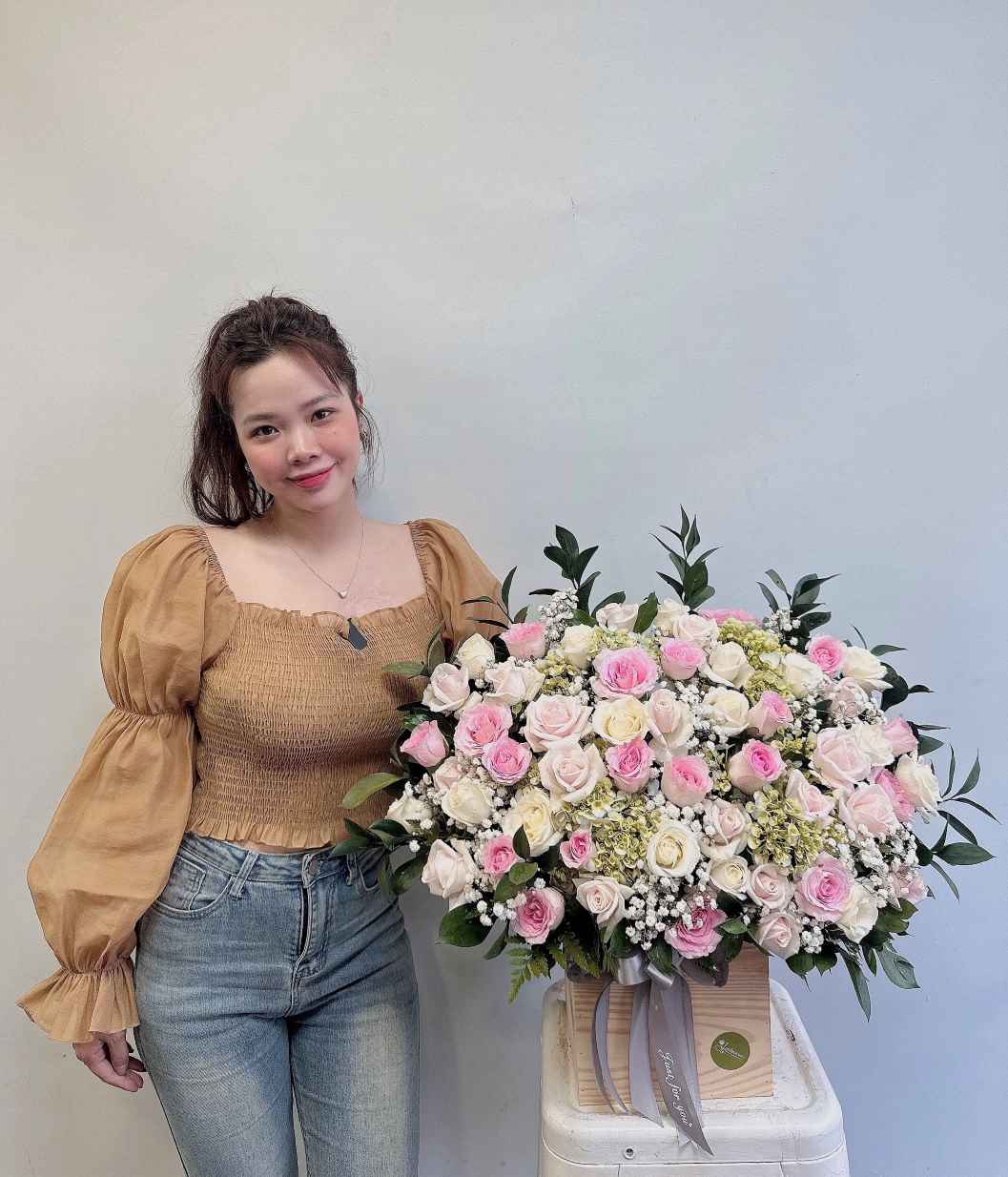 Hộp hoa chúc mừng nhịp đập yêu thương