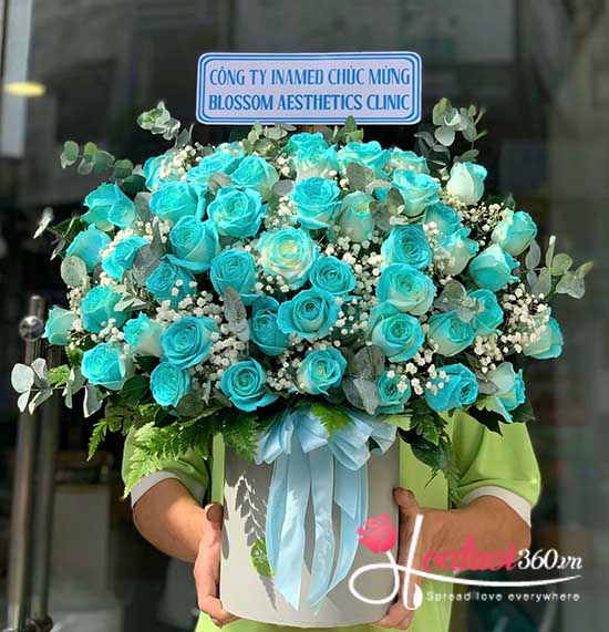 Hộp hoa chúc mừng - Hành trình rực rỡ