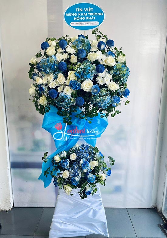 Kệ hoa khai trương - Vạn điều hồng phát