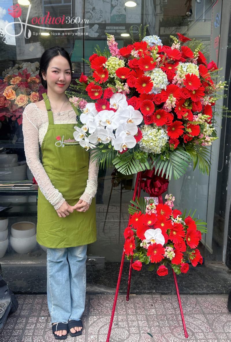 Kệ hoa đồng tiền chúc mừng sự kiện